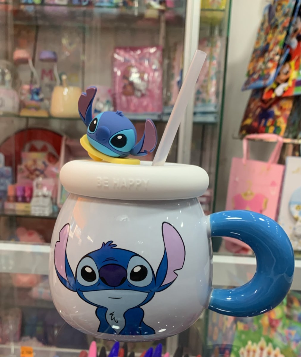 Taza Cerámica Stitch Be Happy con Tapa y Sorbete